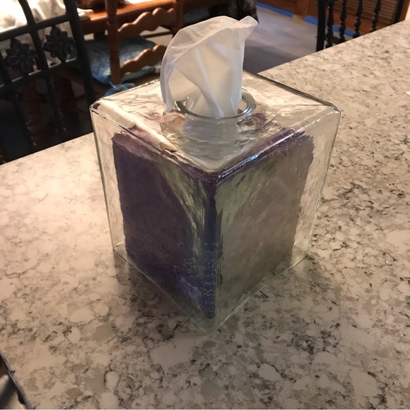 Pottery Barn clear Hammered Glass Tissue Box - Picture 4 of 4